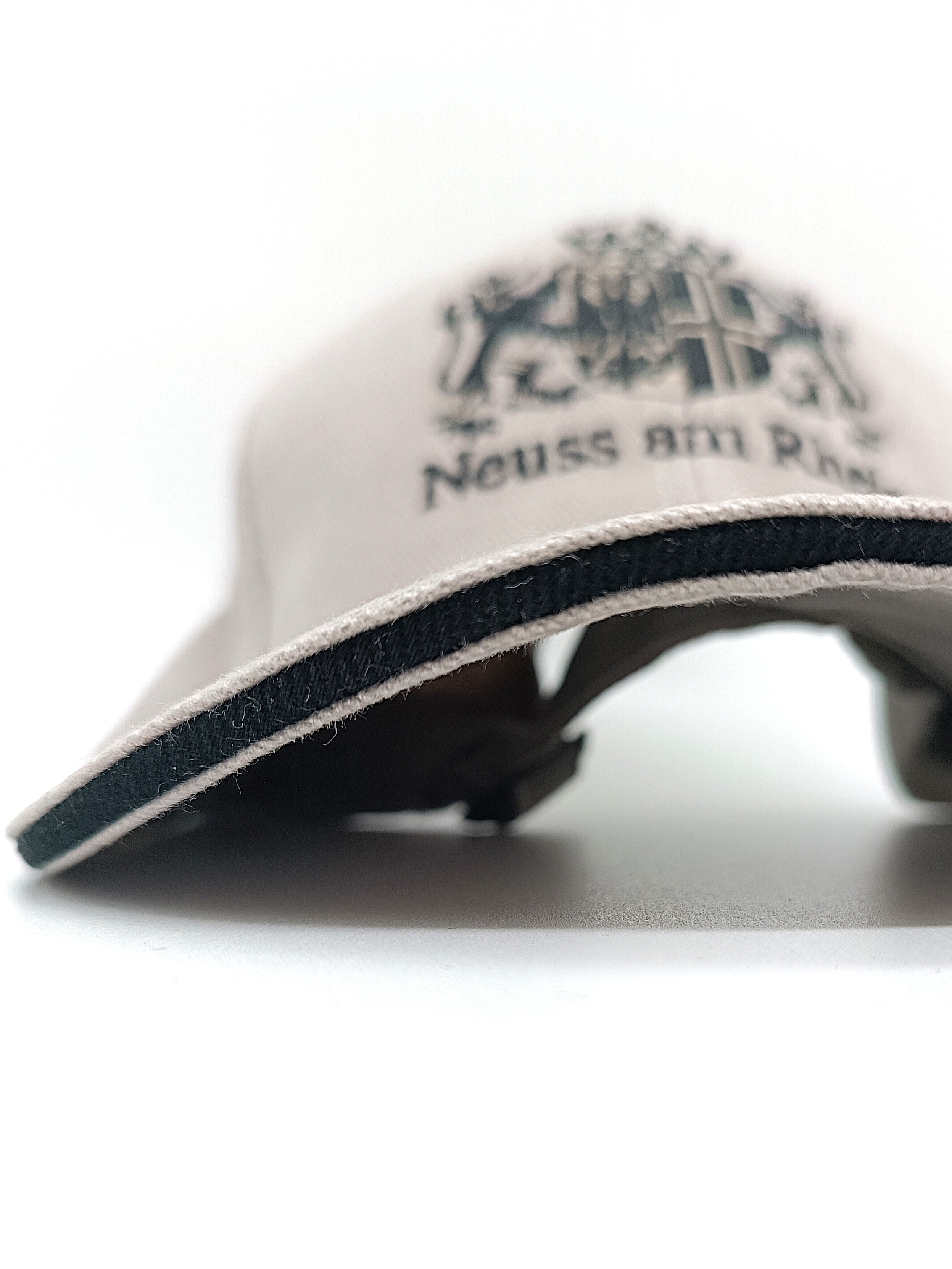 Kappe Neusser Wappen